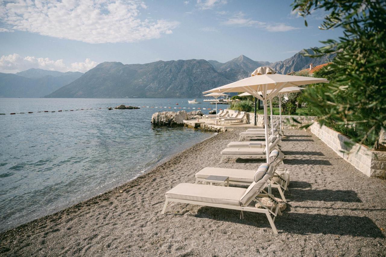 Corso Levante Luxury Suites Dobrota Kotor Exterior foto